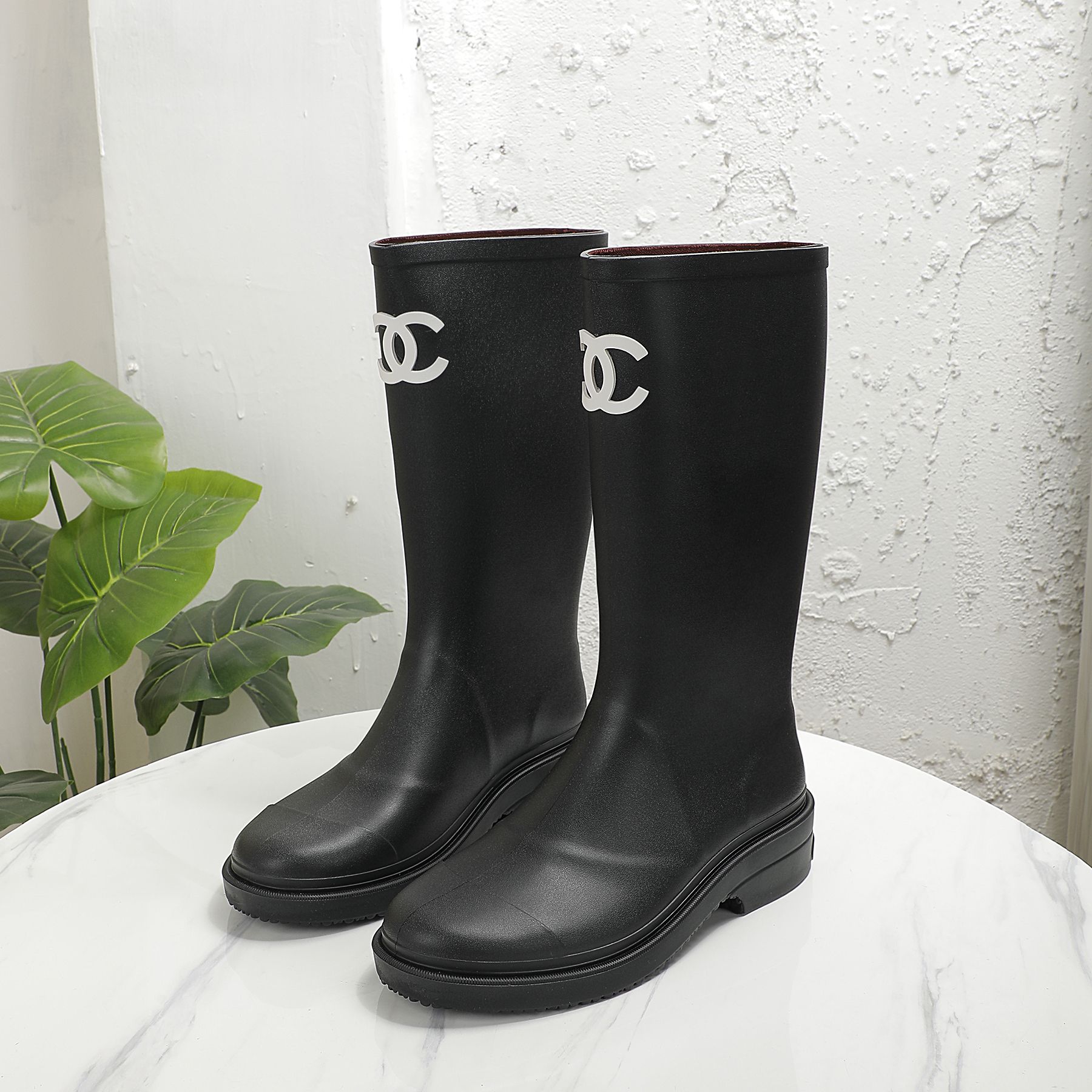 Women's high heels